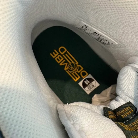 Nike Terminator Green and Yellow Supersonic Men’s Size 10 New with both laces - Picture 6 of 7